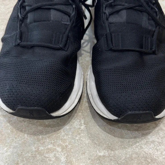 On Cloud Nova Running Men's Black and White Sneakers - Picture 3 of 8